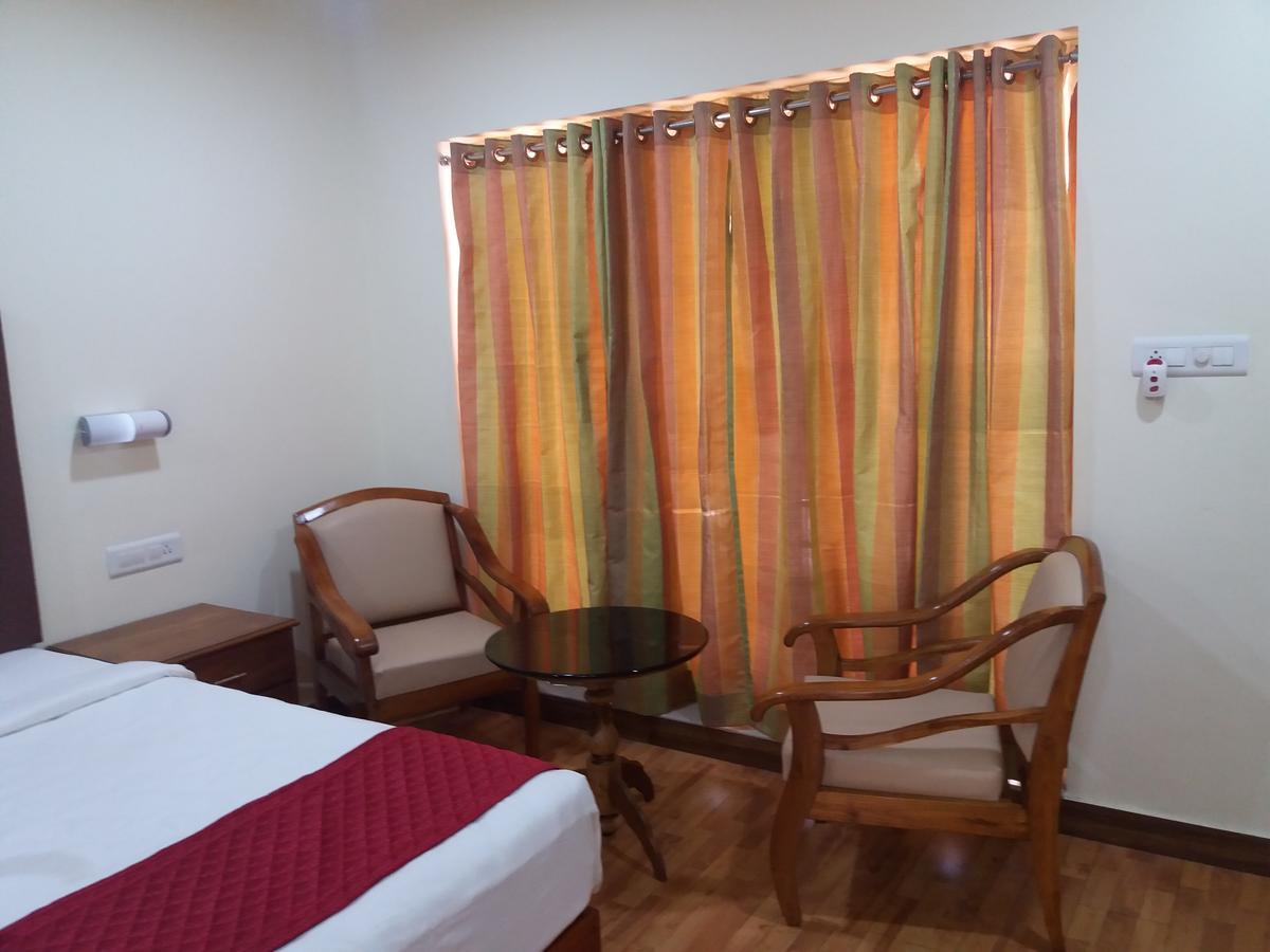 Travancore Island Resort Тривандрум Экстерьер фото