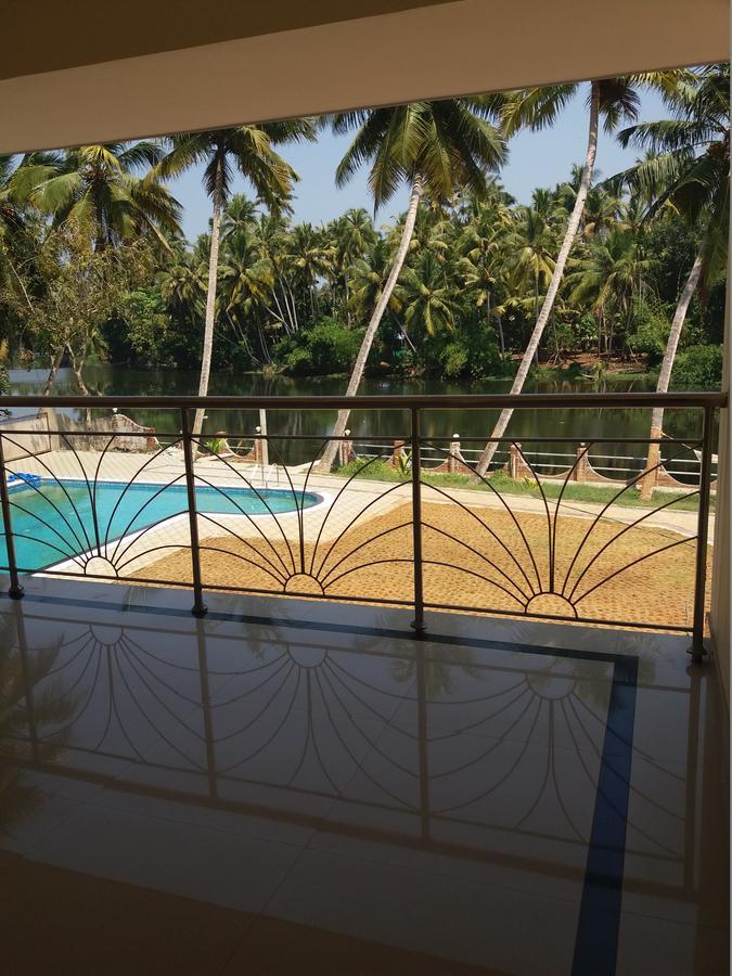 Travancore Island Resort Тривандрум Экстерьер фото